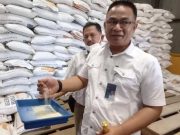 Karyawan Kejari Kota Tegal Wajib Beli Sembako dari Bulog