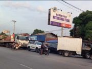 Antrian Panjang Jalur Masuk RS Mitra Siaga Tegal Hingga Pantura Kramat