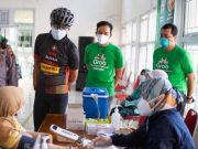 Pelaku UMKM Peroleh Vaksinasi di Grab Vaccine Center Semarang