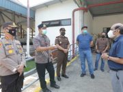 Sidak Pabrik di Semarang, Hendi Minta Karyawan WFH Tetap Digaji