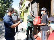 Hendi Bagikan Sembako Selama PPKM Darurat
