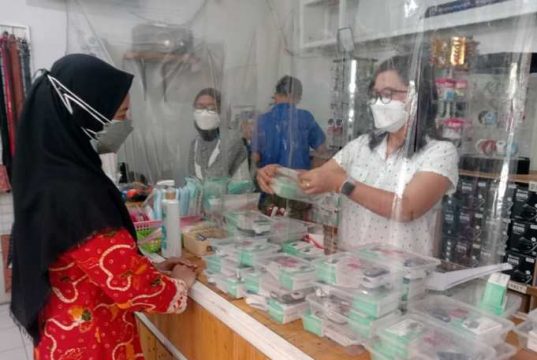 Bantu Warga Isoman, Suami-Istri Ini Pinjamkan Oximeter Gratis oximeter