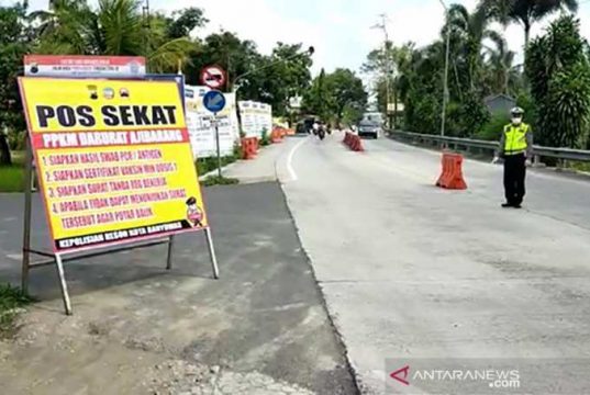 Selama Perpanjangan PPKM Level Empat, Polresta Banyumas Kurangi Titik Penyekatan