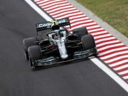 Aston Martin Analisis Data Mobil Vettel sebelum Putuskan Banding