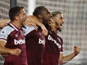 West Ham Hantam 10 Pemain Leicester 4-1