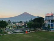 Urusan Kemanusiaan, Kita Tidak Akan Mengorbankan Demi Perubahan Status Pandemi.