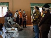 Bantuan Sosial Tunai Jangan Untuk Beli Rokok