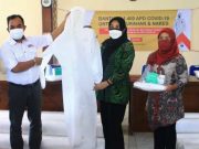 Dorong Peningkatan Ekonomi Masa Pandemi, SIG Libatkan 30 Ibu Rumah Tangga untuk Jahit 1.400 Baju Hazmat
