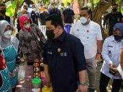 Erick Thohir Borong Egg Roll Produk Nasabah PNM Mekaar Desa Kentong Blora