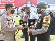 10 Anggota Polda Jateng Terbaik Terima Penghargaan dari Kapolda