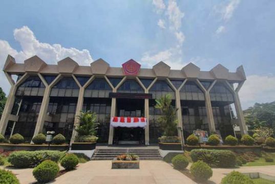Kegiatan Pemerintahan dan Pelayanan Masyarakat di Kantor Wali Kota Magelang Tetap Berjalan Normal
