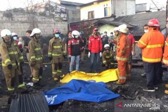 Puluhan Lapak Pemulung Terbakar, Tiga Orang Tewas