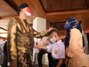 Gubernur Salurkan 3.433 Paket Bantuan untuk Anak Yatim se-Jateng