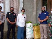 Forum Pemuda 86 Wonosobo Baksos ke Pondok Pesantren
