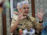 Penyelenggara Vaksinasi Massal Diminta Tak Lepas Tanggung Jawab