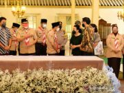Wali Kota Solo Gibran Rakabuming Melayat KGPAA Mangkunegoro IX