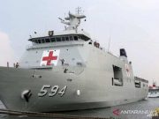 KRI Semarang-594 Produksi dan Salurkan 41 Tabung Oksigen ke RSUD Belitung