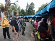 Vaksinasi Massal Digelar Sampai 100 Persen Warga Tervaksin