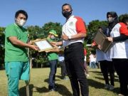 Atlet dan Pelatih Berprestasi di Pacitan Menerima Penghargaan