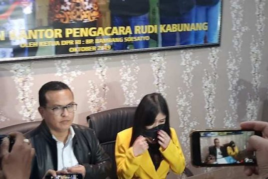 Pengacara Ayu Thalia Minta Polisi Objektif dalam Selesaikan Kasus