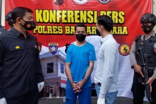 Cemburu, Suami Tusuk Leher Istri Hingga Tewas