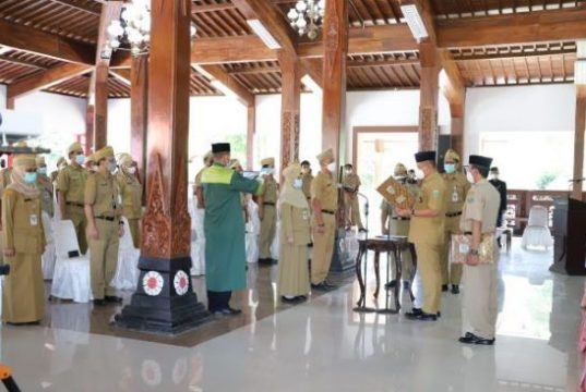 Bupati Melantik 46 Pejabat ASN Eselon III, Termasuk 11 Lurah