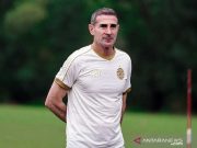 Pelatih Persela: Kehadiran Alessio Naikkan Harkat Sepak Bola Indonesia