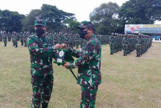 Kasdam IV/Diponegoro Dampingi Dankodiklatad Kunker ke Rindam