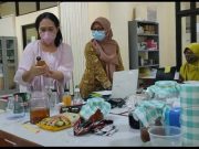 Guru PKBM Anugrah Bangsa Ikuti Pelatihan Pembuatan Minuman Kesehatan