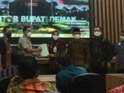 Bupati Demak Terima 50 Sertifikat Tanah Aset Milik Pemkab