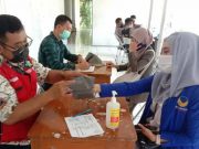 Peserta Vaksin Covid-19 yang Digelar Partai Nasdem Wonosobo Membludak