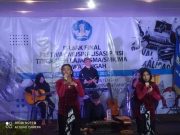 SMA Negeri 4 Surakarta Terbaik I Festival Musikalisasi Puisi Jawa Tengah