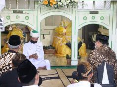 Ganjar dan Airlangga Hartarto Pimpin Acara Grebeg Apem Yaaqowiyyu Kyai Ageng Gribig
