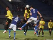 Pelatih Persib Puji Debut Duet Klok-Rashid
