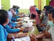 Disdukcapil Jemput Bola Layani Pengurusan Akta Kelahiran di Karimunjawa