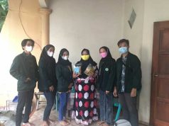Mahasiswa Unisnu Jepara Perkuat Sentra Kerupuk Tengiri Tetap Eksis Pasarkan Produknya