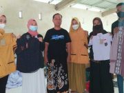 Pasarkan Kemeja Produk Industri Rumahan di Market Place