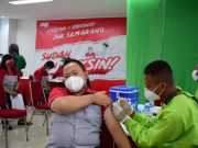 JNE dan Kodam IV/Diponegoro Gelar Vaksin untuk Masyarakat Semarang