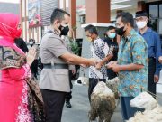 3 Anggota Polres Temanggung Masuk Purna Tugas, Kapolres Beri Kenang-Kenangan Kambing purna tugas