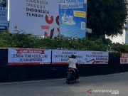 Bupati Banjarnegara Jadi Tersangka, Warga Pasang Spanduk Dukungan untuk KPK di Berbagai Tempat