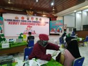 Polresta Surakarta, Alumni Akabri 96, dan Unisri Gelar Vaksinasi Covid-9