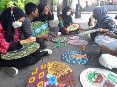 Memperingati Hari Batik Nasional, Ini yang Dilakukan Para Mahasiwa ISI Surakarta