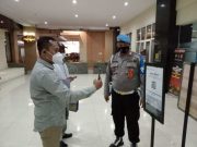 Perketat Prokes, Pengunjung Polda Jateng Wajib Scan Barcode