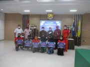 8 Mahasiswa UNS Peraih Medali PON XX Papua Mendapat Bonus dari Universitas