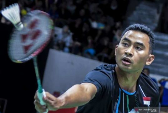 Indonesia Hanya Menyisakan Tommy di Semifinal Tunggal Putra Denmark Open