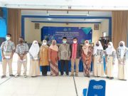 IKASMA Kota Tegal Beri Bea Siswa