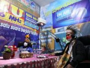 Crew Radio Kenambai Umbai Terkejut Didatangi Ganjar; Tidak Menyangka, Senang Sekali Rasanya
