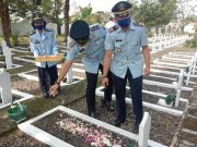 Kanim Kelas II Non TPI dan Rutan Kelas II B Wonosobo Tabur Bunga di TMP Wiropati