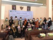 Canting Cap dari Limbah Kertas Tekan Harga Jual Batik Motif Perang Obor
