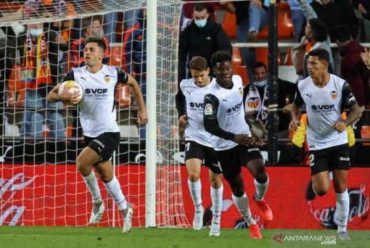 Valencia Imbangi Atletico Madrid
